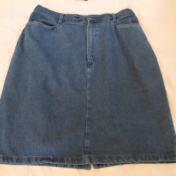 Casual Corner Skirts Denim Skirt Size 8 New Condition Casual Corner